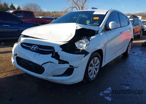 2015 Hyundai Accent Gs z USA, uszkodzony, nr VIN KMHCT5AE8FU223914